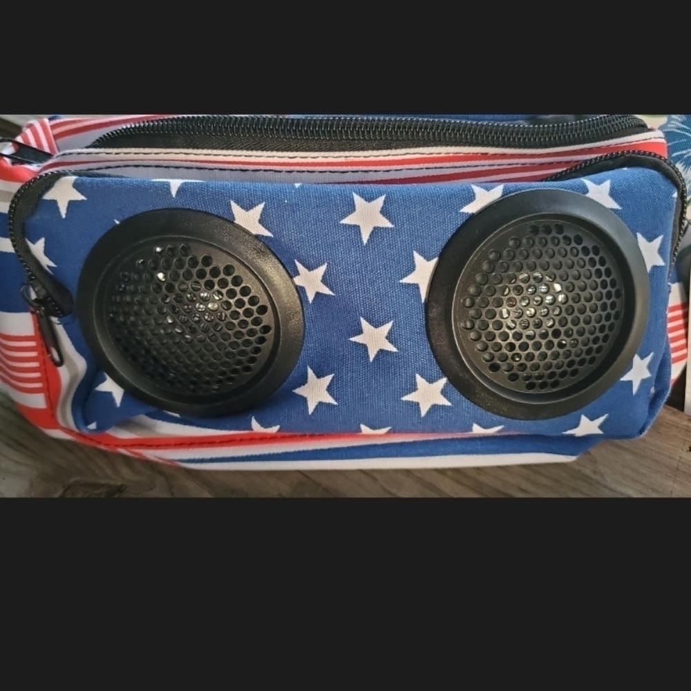 Canvas Fanny Pack Speakers Adjustable 52 Inches - Picture 5 of 11